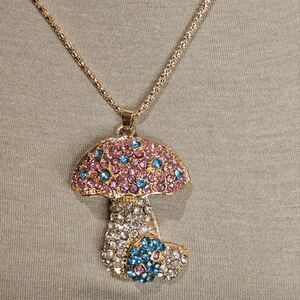 MULTI COLOR MUSHROOM NECKLACE